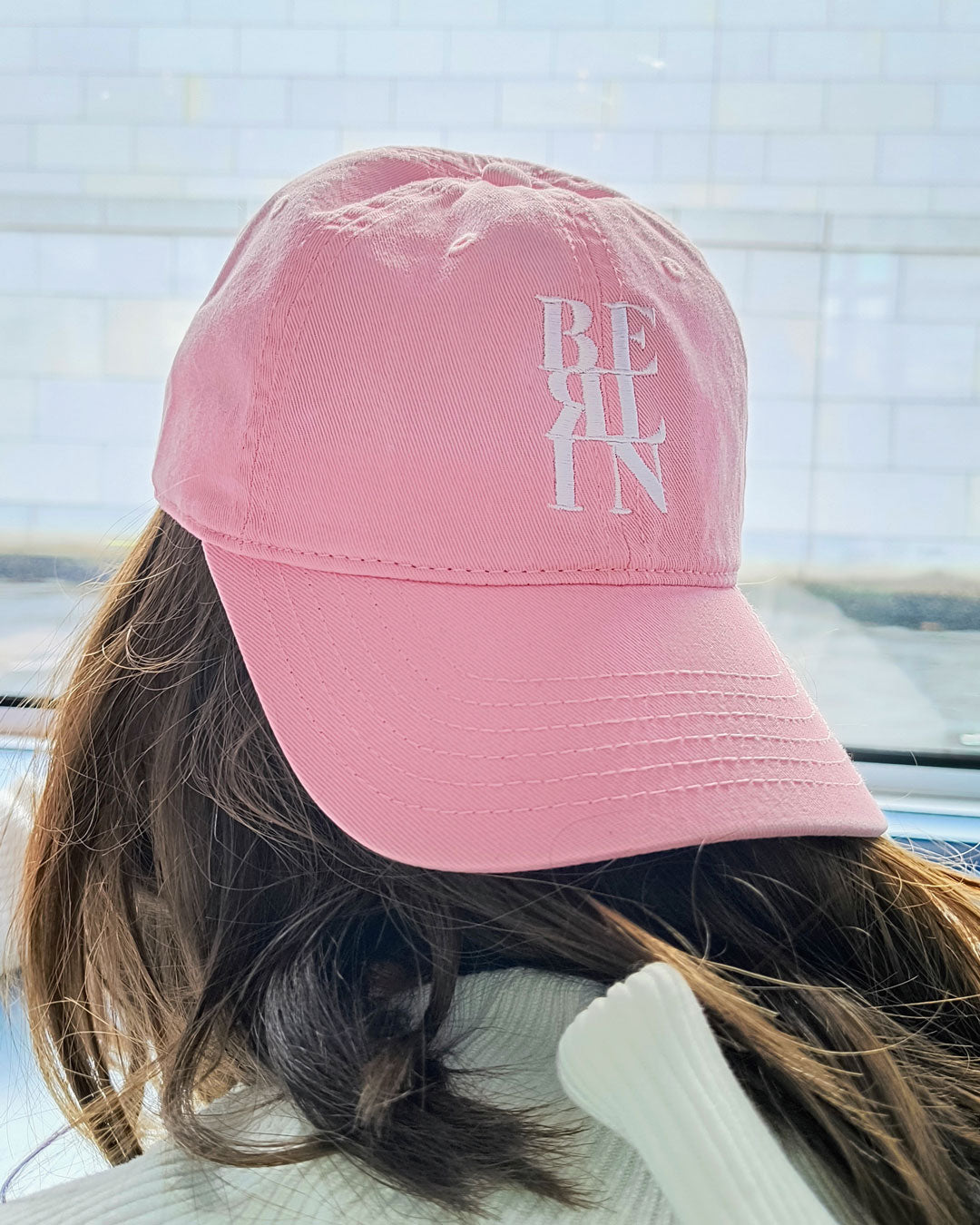 Basecap: Berlin Typo rosa