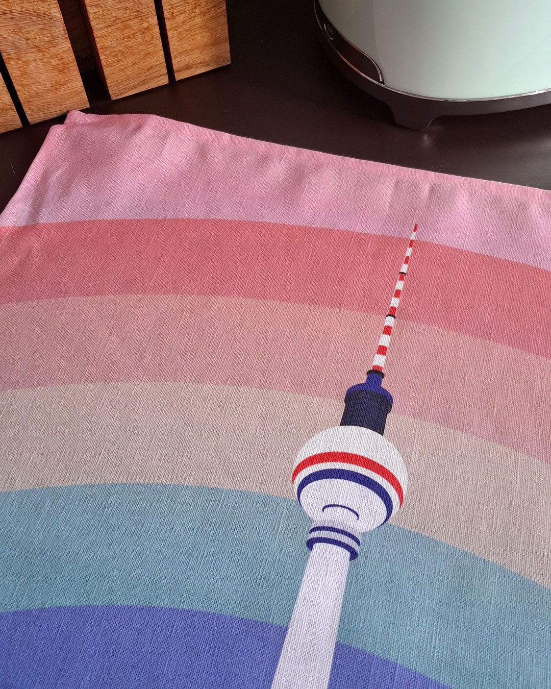 Geschirrtuch: Fernsehturm Pride