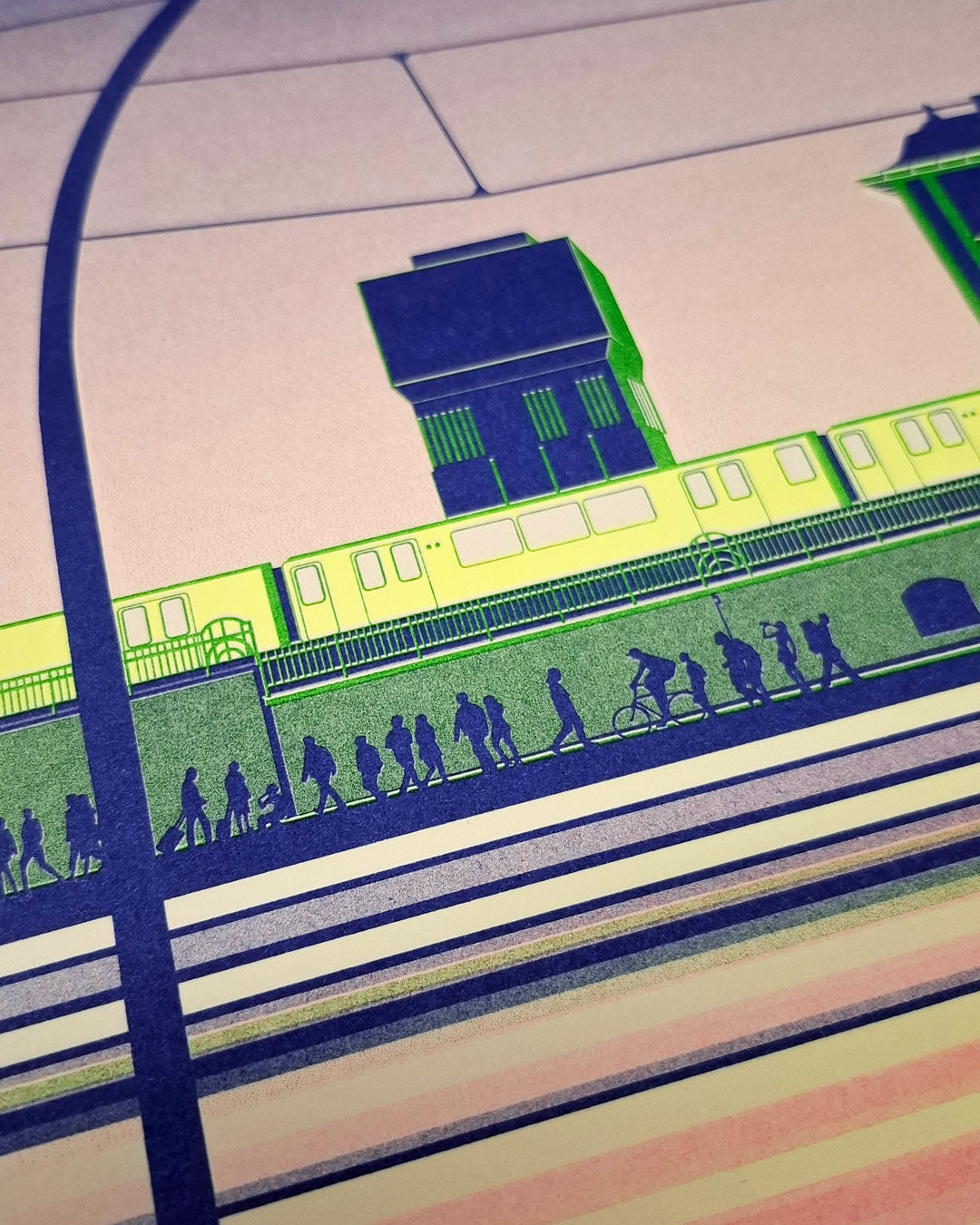 Riso Art Print: Warschauer Strasse - fluo red