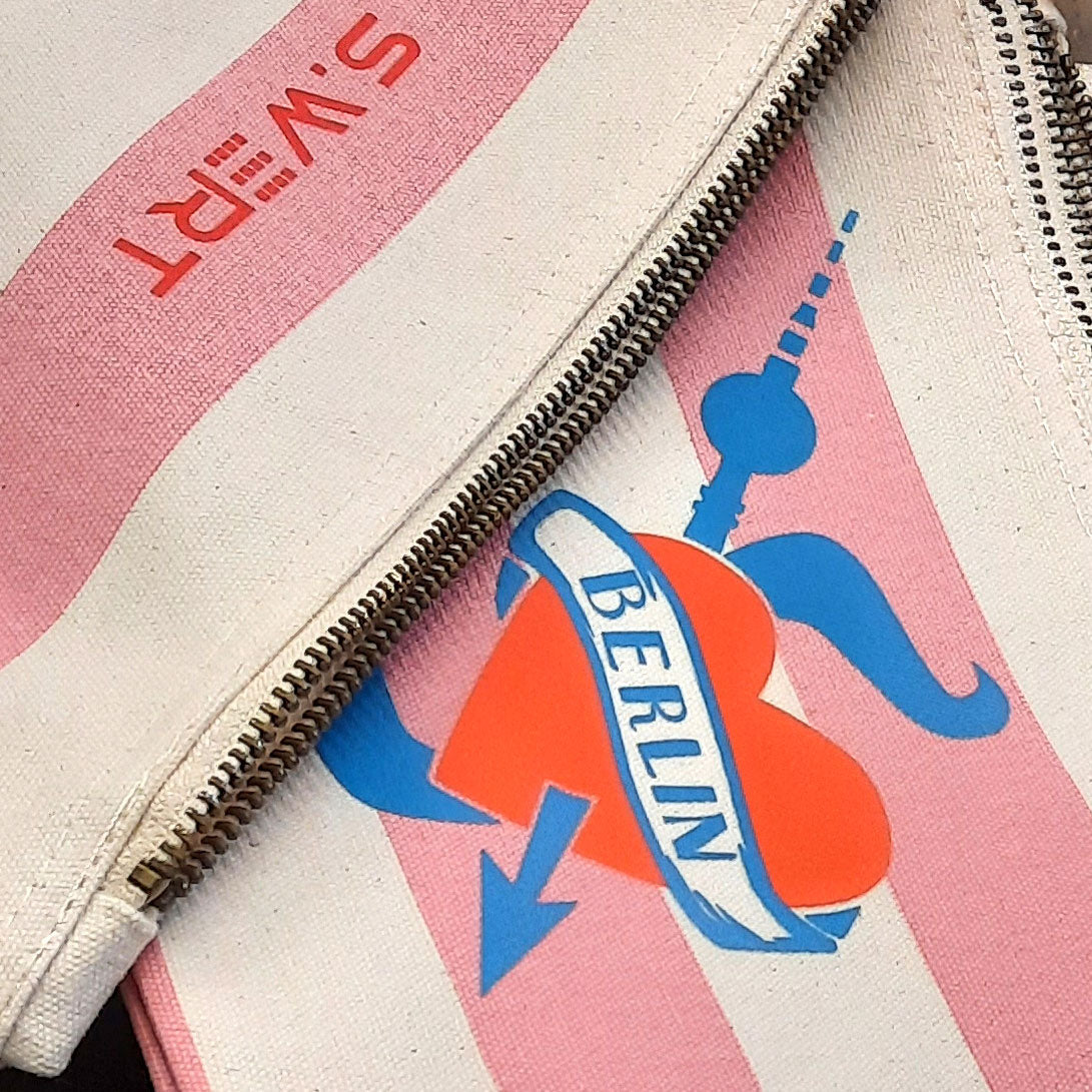 Toiletry bag: Berlin heart stripes pink 