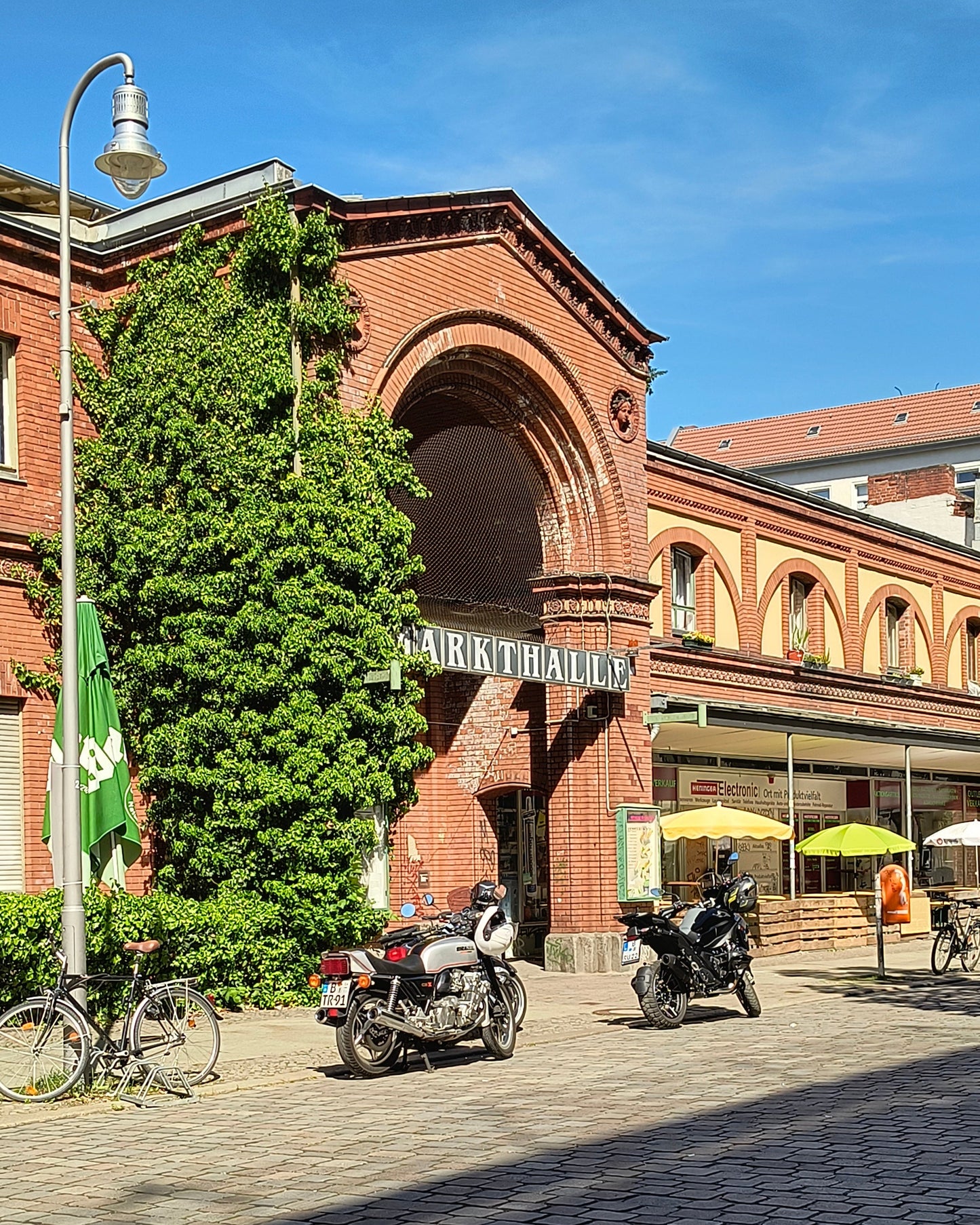 Postcard: Arminius Hall
