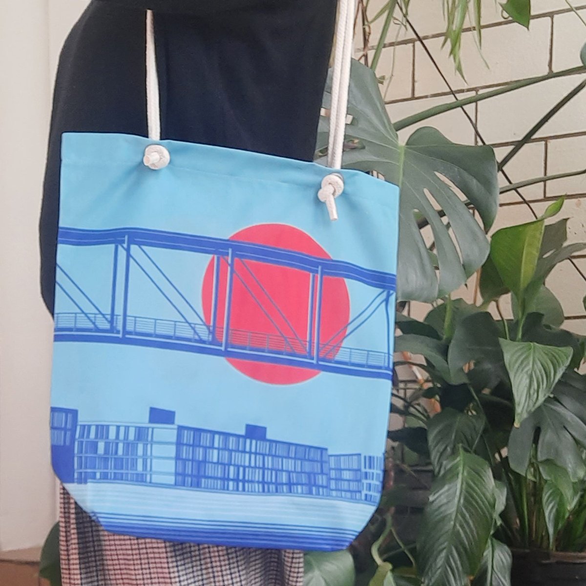 Mesh Shopper: Spree
