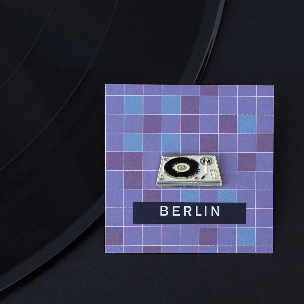 Berlin Pin: Turntable