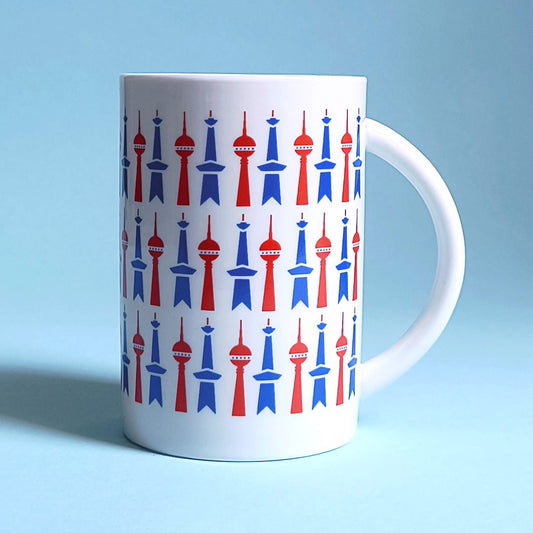 Tasse: East-West