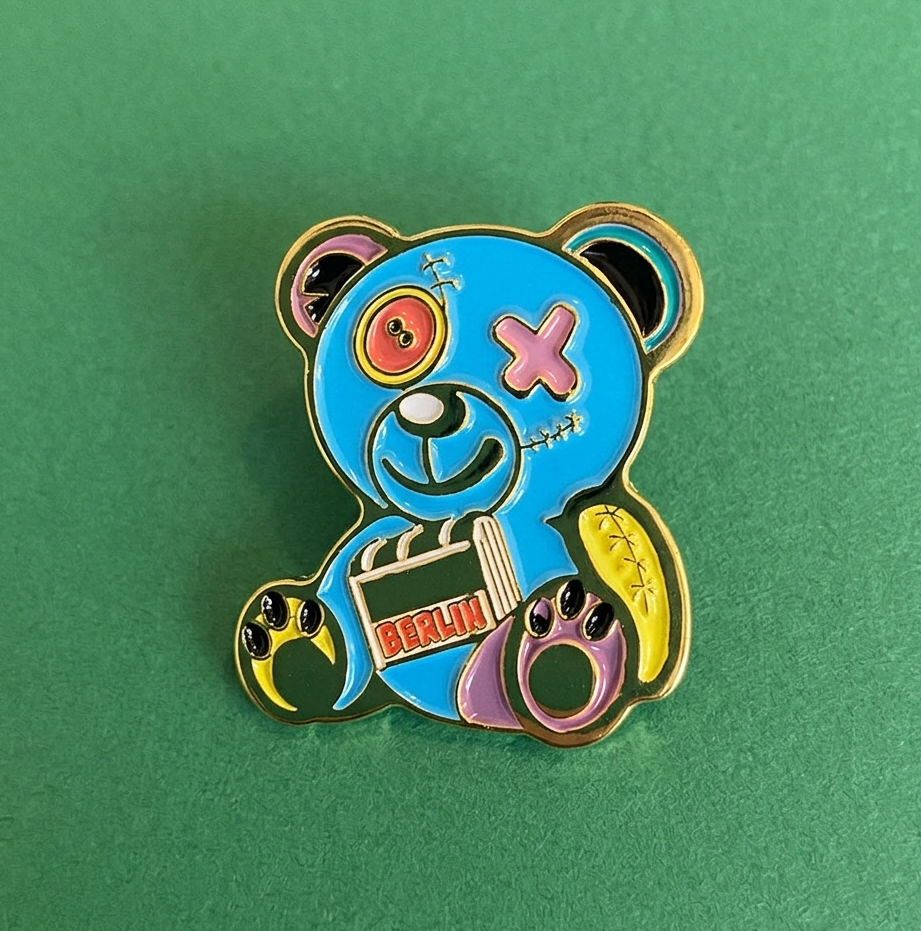 Berlin Pin: Kreuzbär